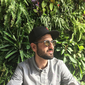 Meet your Posher, Amir